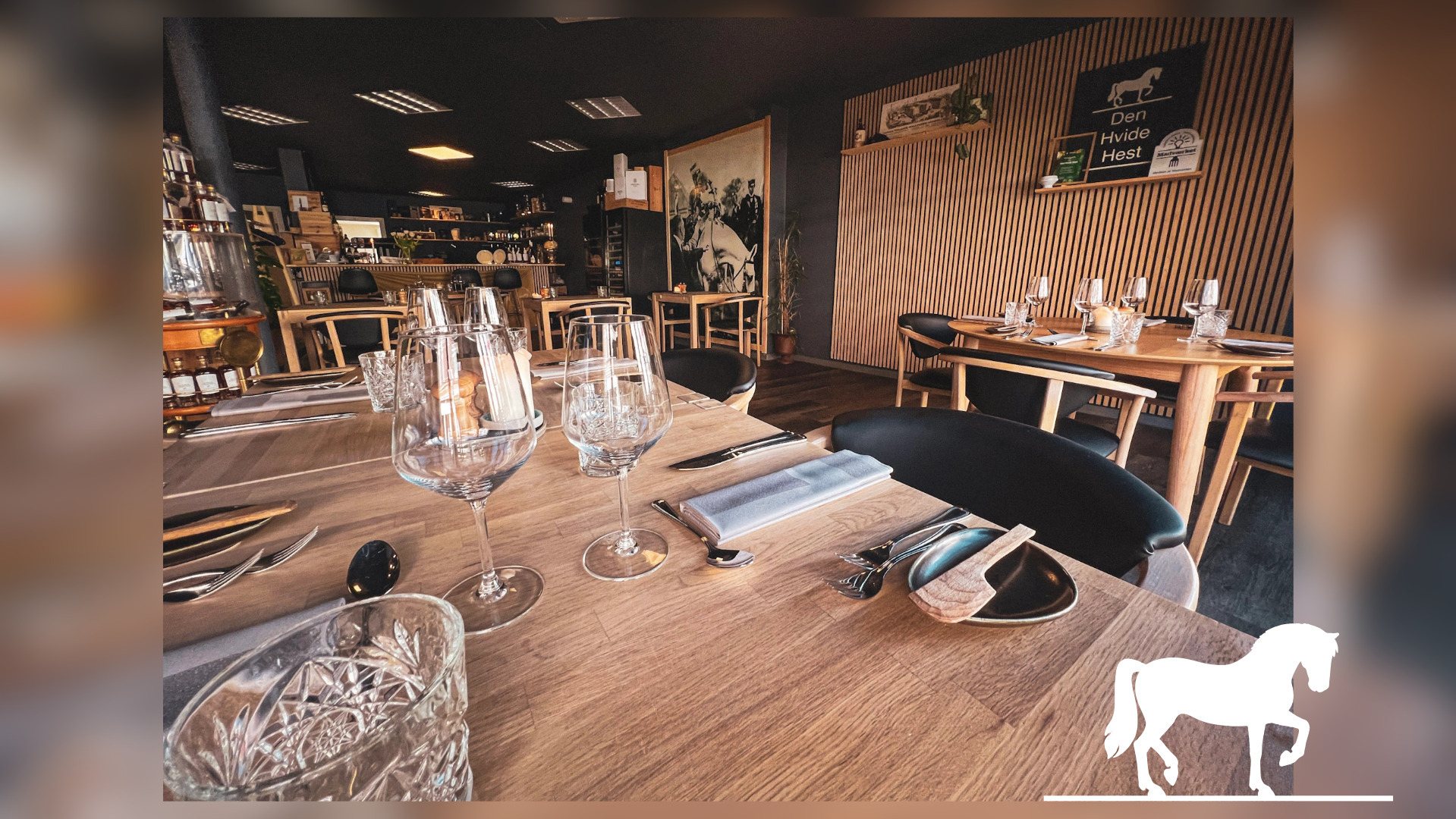 Påsken byder på klassisk frokost og forårsmenu hos Den Hvide Hest i Kolding