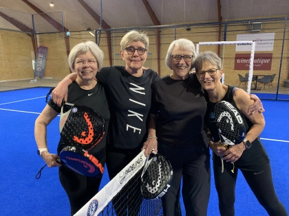 Padel giver sved på panden og socialt samvær i Hadsten