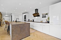 Eksklusiv bolig for 5.595.000 kr er netop kommet til salg i Albertslund - Se den og de dyreste boliger her