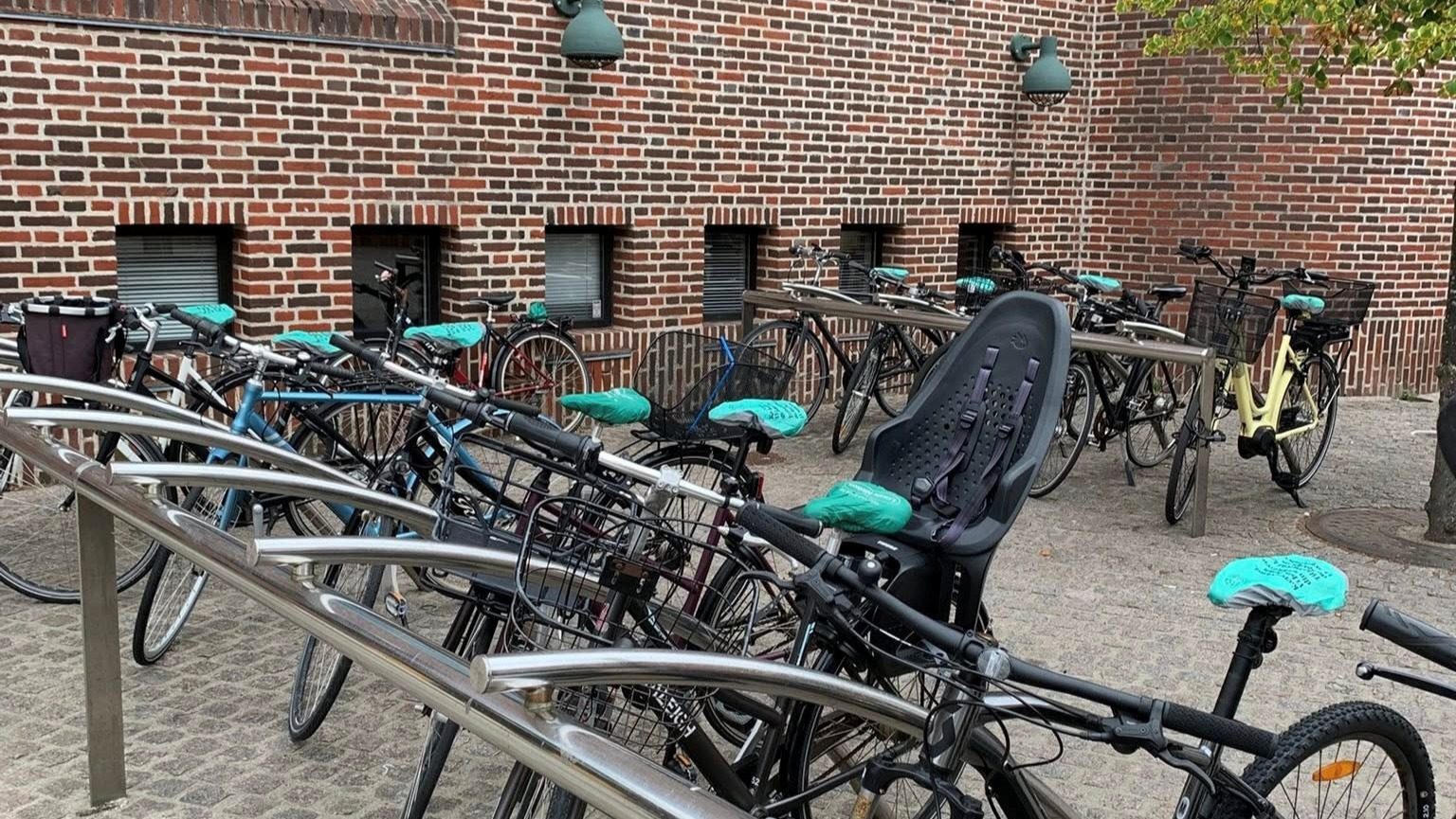 Holstebro: Har du også stået og spejdet forvirret efter din cykel de seneste dage?