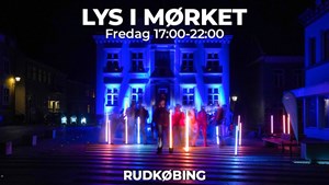 Lys i Mørket: Oplev spektakulær lysinstallation på Torvet i Rudkøbing
