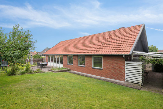 Indflytningsklar etplansvilla i lukket og børnevenligt kvarter