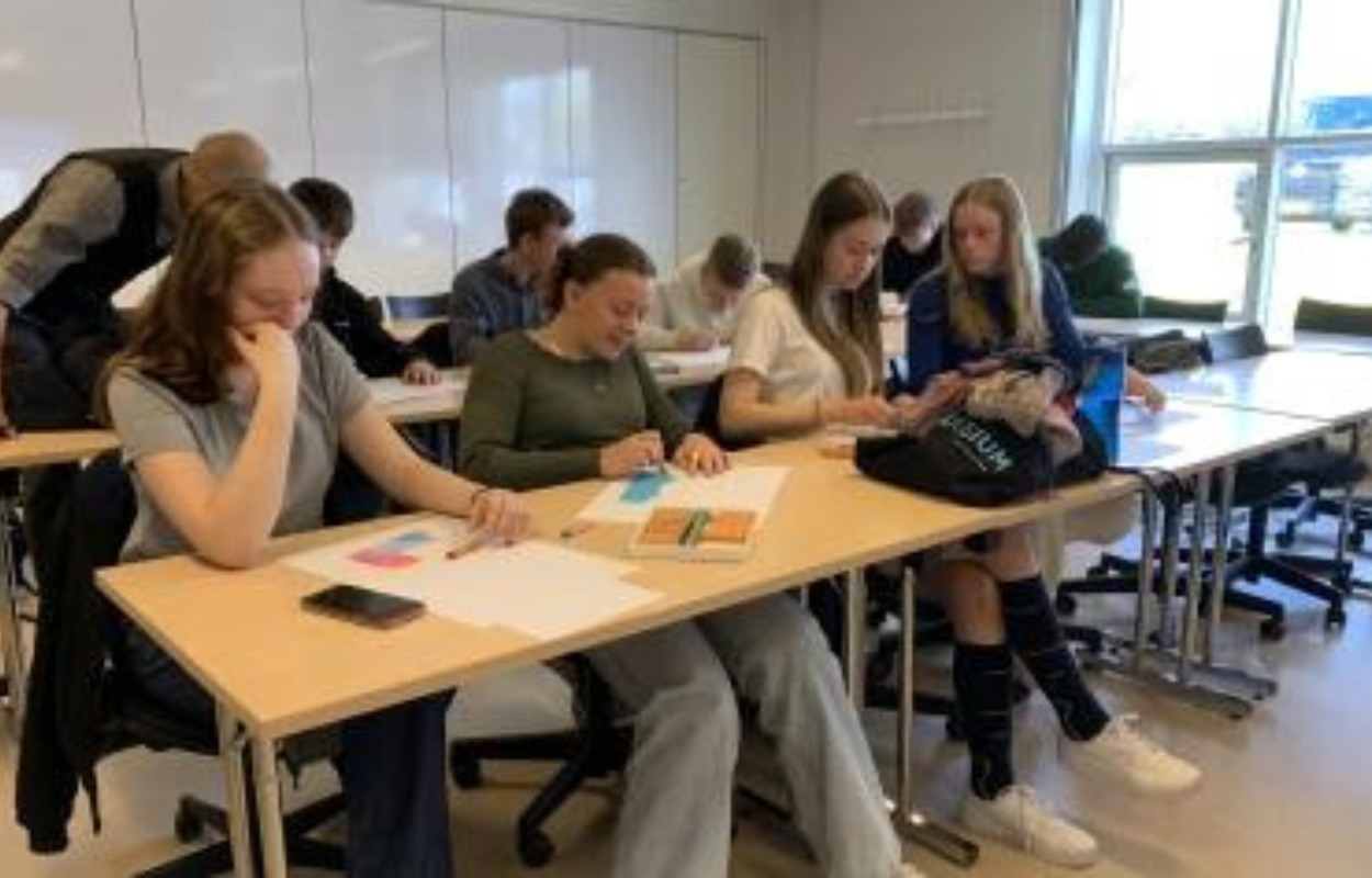 Gymnasiet i Favrskov Kommune sætter elevernes hoveder i fokus