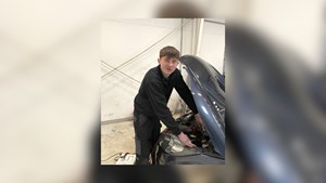 Mød Mathias: Passioneret lærling hos Kerteminde Auto