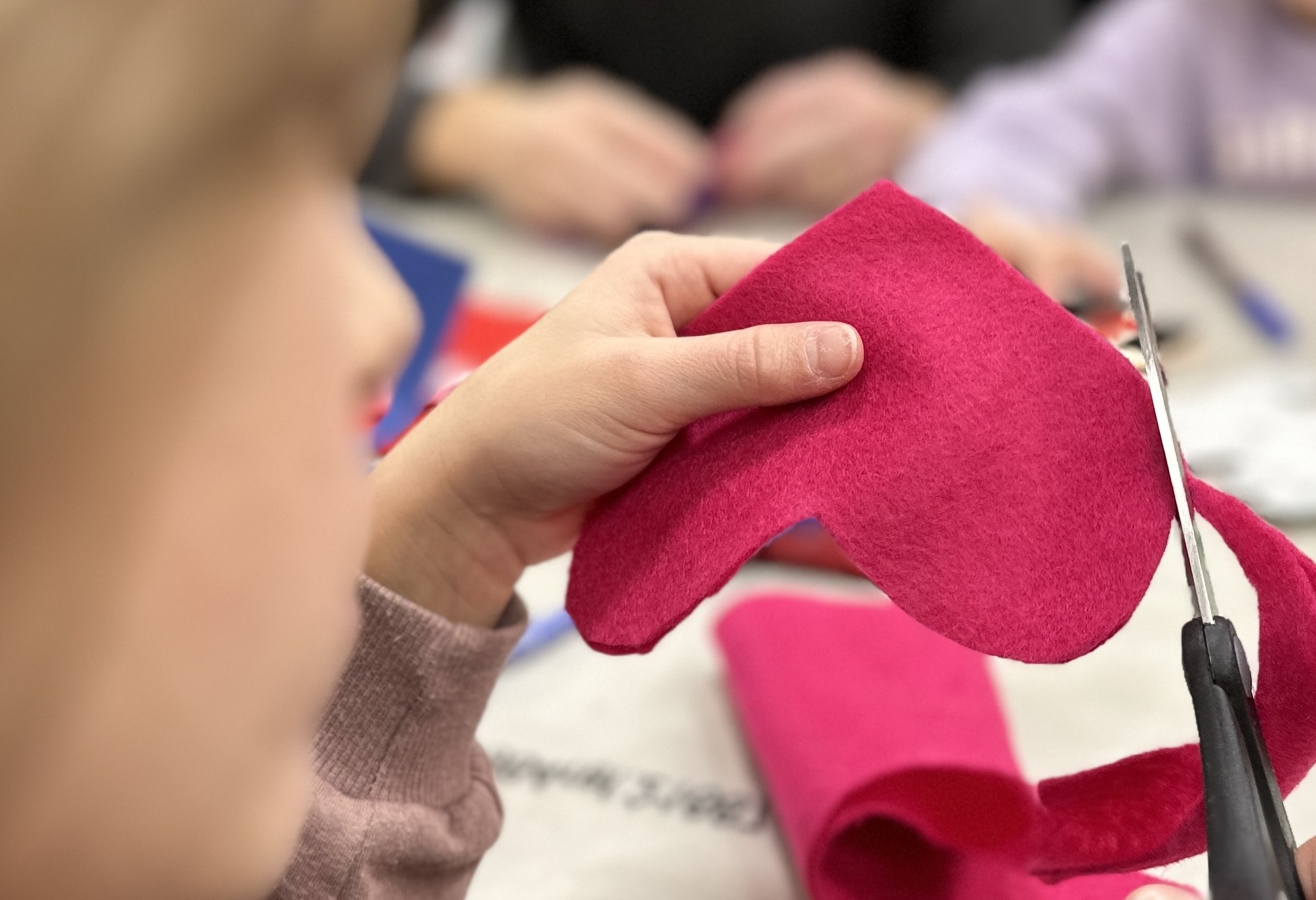 Julemandens værksted: Krea, kunst og julehyggeligt kaos