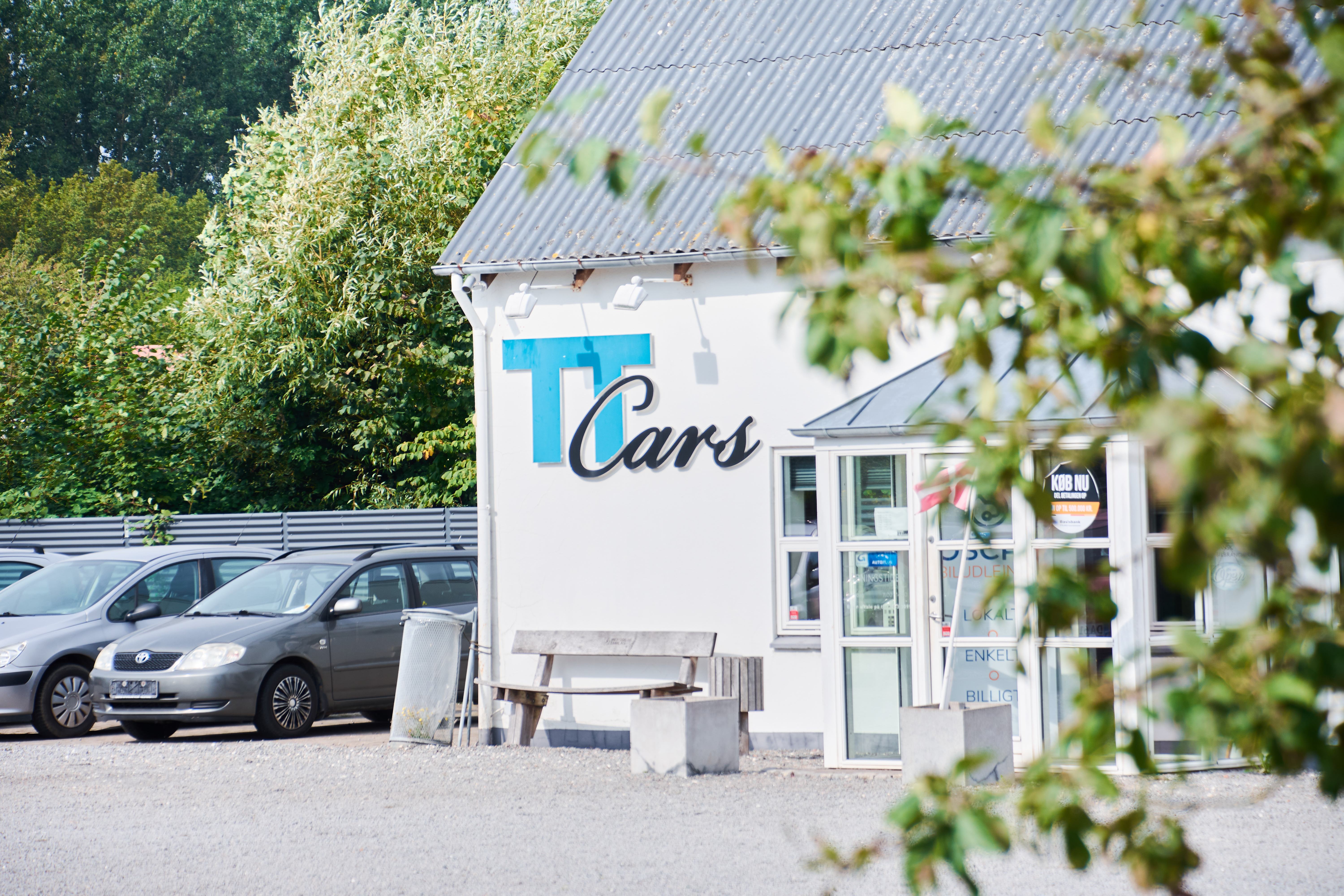 TT Cars ærgrer sig over omlægning af indkørslen til Tigervej: "Vi bliver ikke taget seriøst"