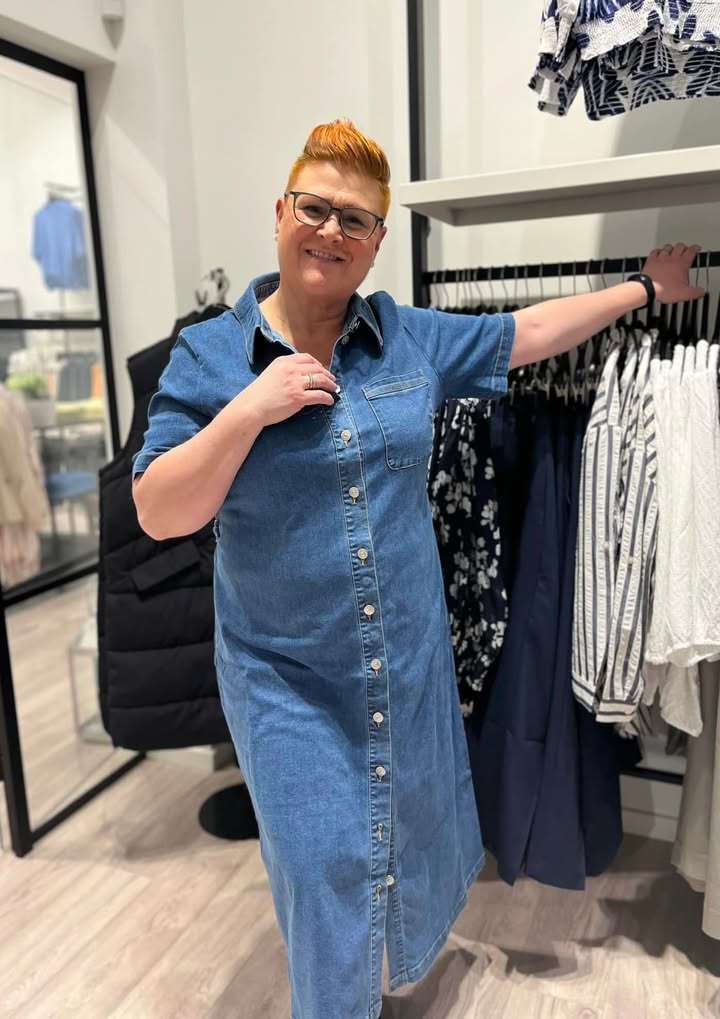 Only Curves præsenterer ny denim kjole fra Only Carmakoma