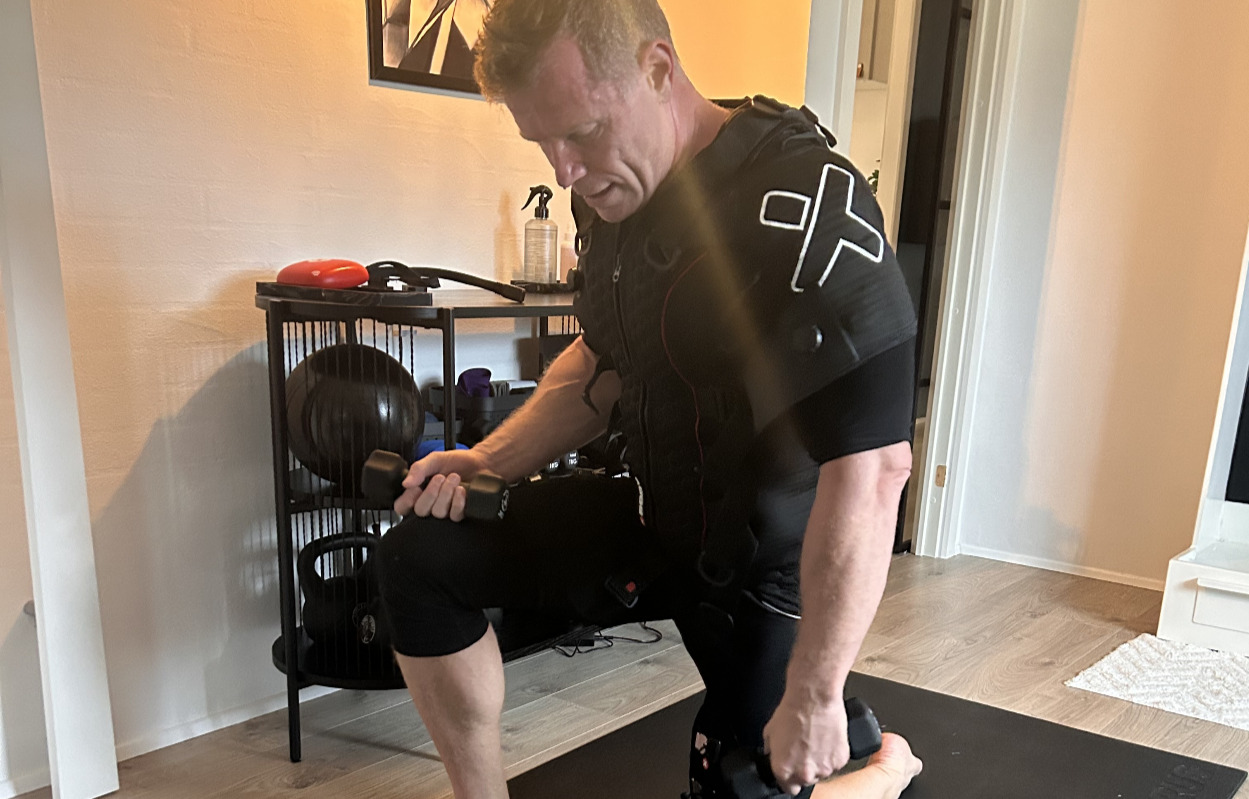 EMS er for alle - også mænd! Udforsk den ultimative træningsoplevelse ved Studio Strong