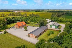 Top 6 over dyreste boliger til salg i Ulfborg. Priser op til 4.895.000 kr