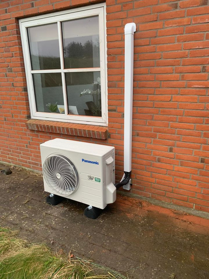 Toldbod El- & Klimateknik ApS deler billeder fra installation af Panasonic varmepumper og ny gruppetavleprojekter