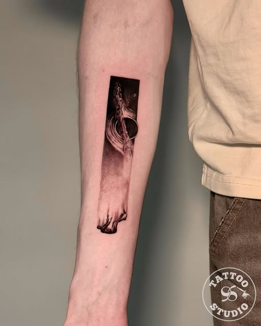 Tattoo Studio 96 præsenterer dramatisk design af Anastasia