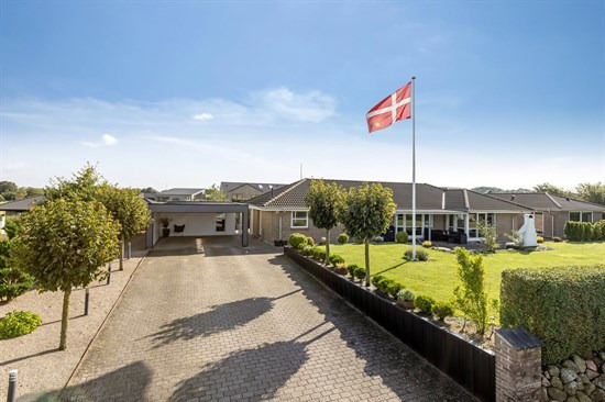 Bolig til salg for 2,6  mio. kroner - se hvad der ellers er til salg i Vejen Kommune