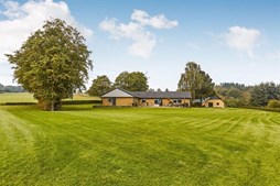 Top 6 over dyreste boliger til salg i Jelling. Priser op til 6.800.000 kr