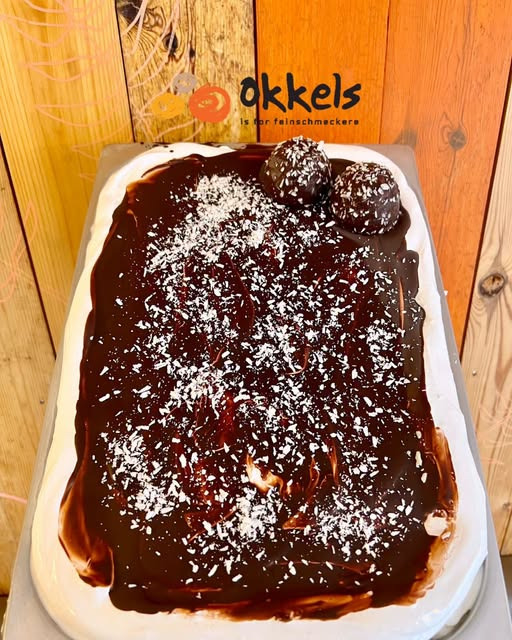 Okkels præsenterer ugens special med kokos flødebolle is