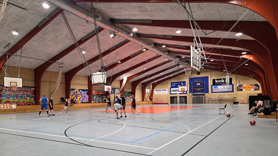 Stadionhallen i Holstebro får støtte til modernisering og deltager i landsdækkende kampagne for fremtidens idrætshaller