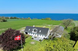 Top 6 over dyreste boliger til salg i Svaneke. Priser op til 7.100.000 kr