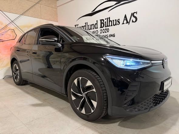 Fjordlund Bilhus præsenterer VW ID.4 for livets hurtige baner