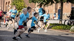 Over 6000 børn og unge fejrer Holstebros jubilæum med stort motionsløb