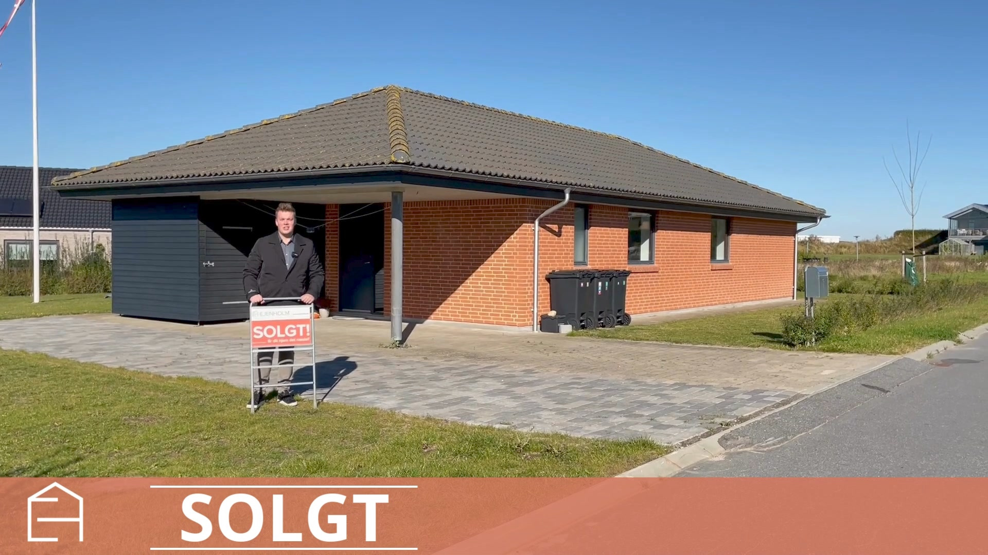 Mikkel fra Ejenholm Bolig & Erhverv sælger hus i Løjt Kirkeby