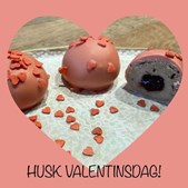 Chokolet Bon Bonnieren: Forkæl din Valentin med en lyserød trøffeloplevelse