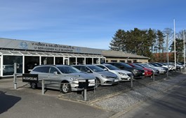Damkjers Biler er din lokale destination for bilkøb her i Hadsund