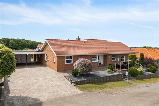 Villumhøj 33 og 1 anden boliger er kommet til salg denne uge i Løgstrup - se boligerne her.
