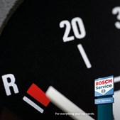 Månedens brændstofsparetips fra Auto Teknik Bosch Car Service Sæby: Sådan reducerer du dit brændstofforbrug