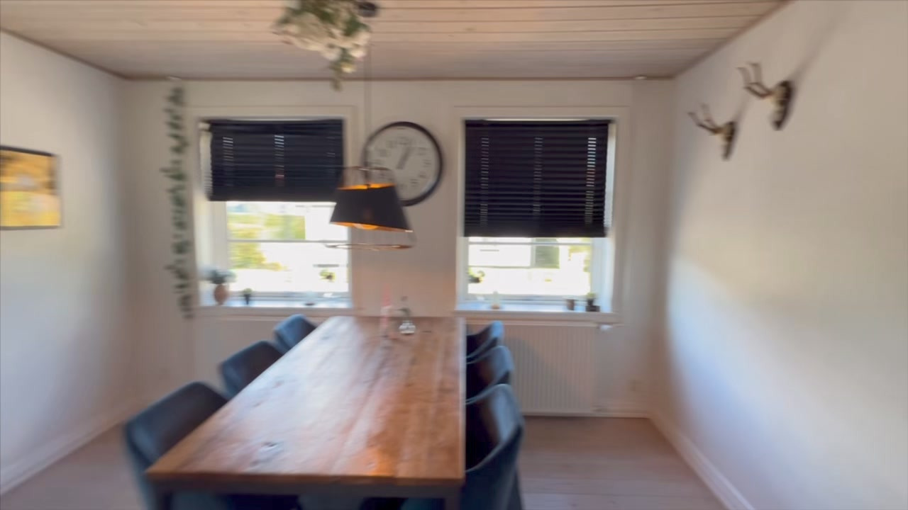 Westergaard Bolig sætter pris på smuk byvilla i Sulsted til 895.000 kr.