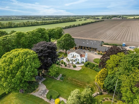 Top 6 over dyreste boliger til salg i Skjern. Priser op til 7.500.000 kr