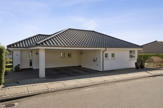 Skovbakken 11 og 1 anden boliger er kommet til salg denne uge i Aabenraa - se boligerne her.