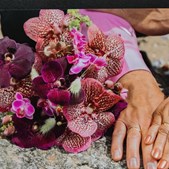 Spontan hyldest til kærligheden: Kundes brudebuket billede delt af Iris Blomster 1901