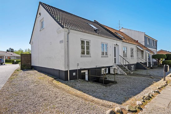 Engvej 7 og 1 anden boliger er kommet til salg denne uge i Skals - se boligerne her.