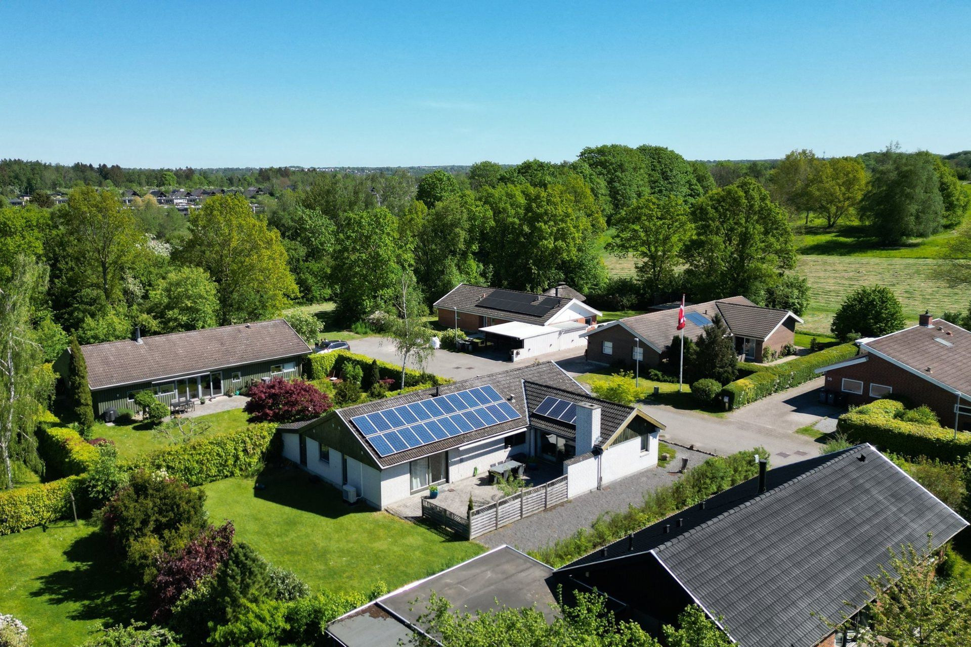 En ren boligdrøm på [m² på dyreste bolig] m² til 4,8  mio. kroner er nu komme til salg i Måløv: Se hvor de dyreste boliger til salg i Måløv er