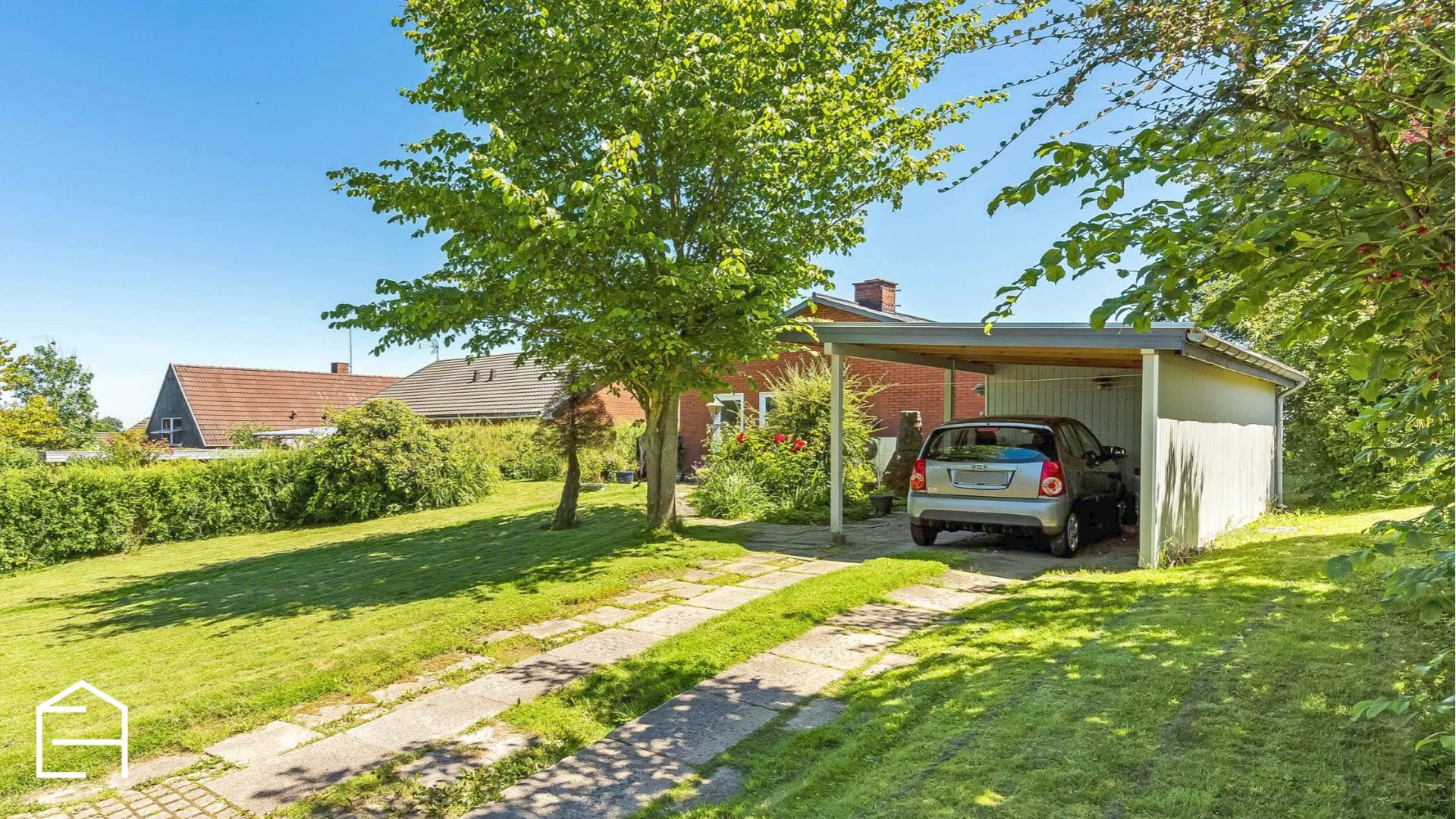 Ejenholm Bolig & Erhverv præsenterer: Udsigtsbolig i Rinkenæs til salg for kr. 995.000