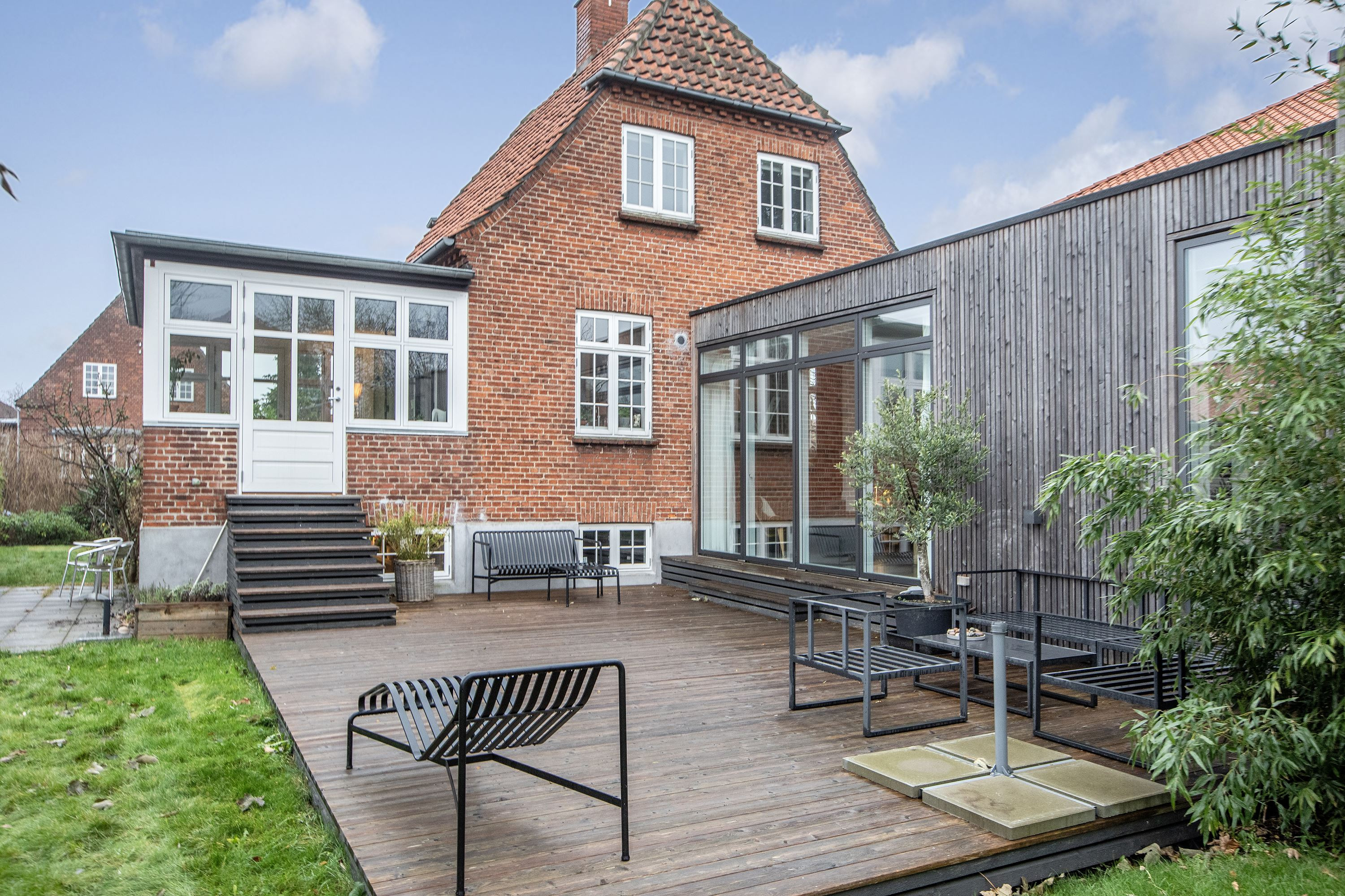 For 12,5  mio. kroner kan du nu få Åløkkevej 22 - Se priserne på de dyreste boliger til salg i Vanløse