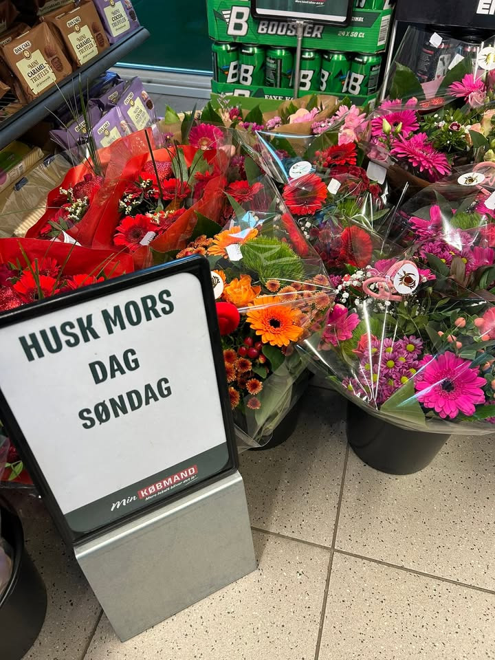 Min Købmand i Asp fejrer mors dag med friske blomster og buketter klar til dig