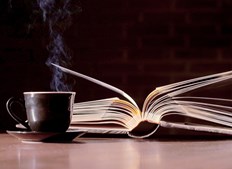 Læsekreds på Biblioteket i Aulum: En hyggelig start på måneden