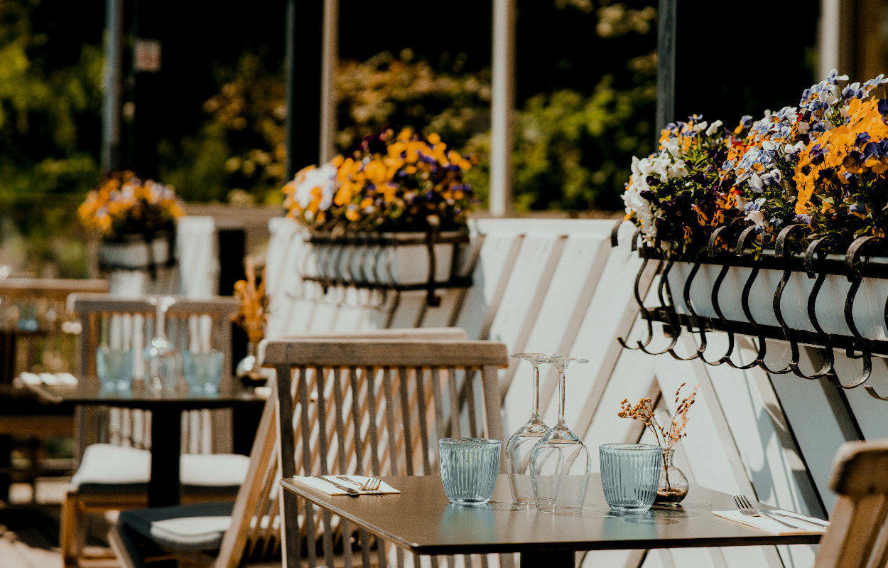 FAR-forkælelse på LYBYSTRAND med lækker mad og hygge