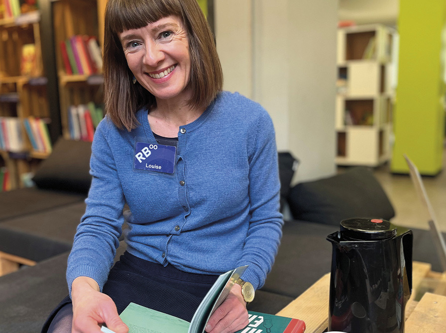 Fælleslæsning og formiddagskaffe på Randers Bibliotek