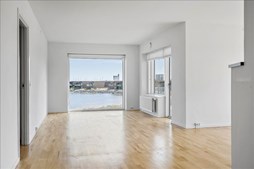 Til salg hos EDC Ejendomsgruppen Struer: Lys med skøn udsigt til fjorden