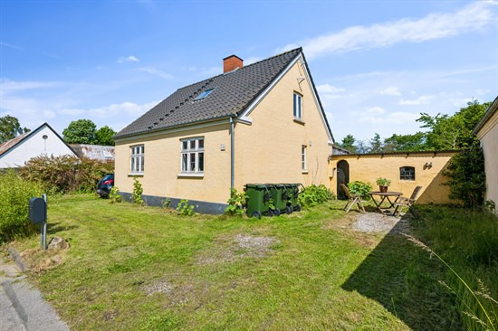 Skæsibakken 4A er til salg for kun 495.000 kr.: Se de billigste boliger til salg i Knebel her