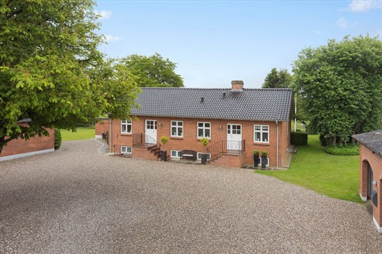 Top 6 over dyreste boliger til salg i Tjele. Priser op til 11.995.000 kr