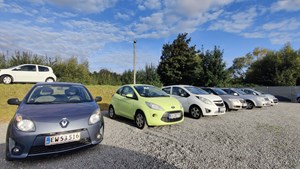 Oplev friheden bag rattet med TT Cars' fantastiske biludlejningstilbud