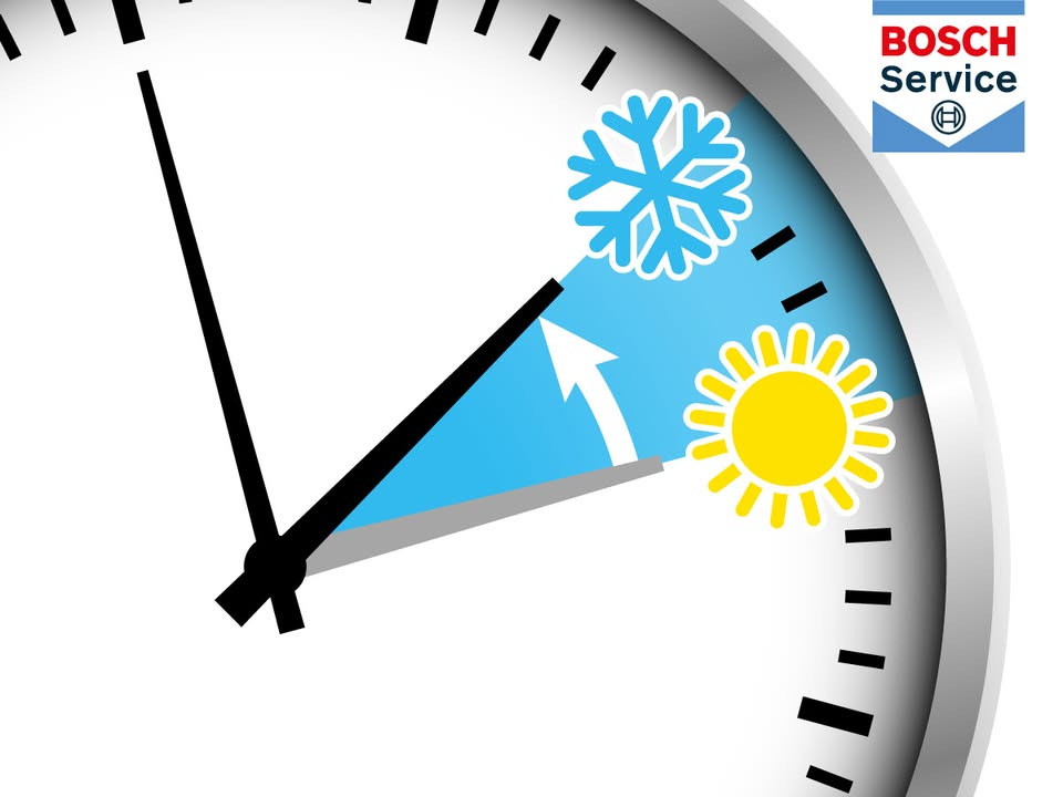 Auto Teknik A/S minder bilister om at stille uret tilbage og tjekke bilens lys og P-skive