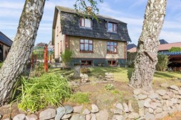 Rolighedsvej 8 og 2 andre boliger er kommet til salg denne uge i Jyderup - se boligerne her.
