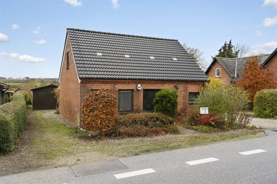 Damvej 15 er til salg for kun 245.000 kr.: Se de billigste boliger til salg i Hesselager her