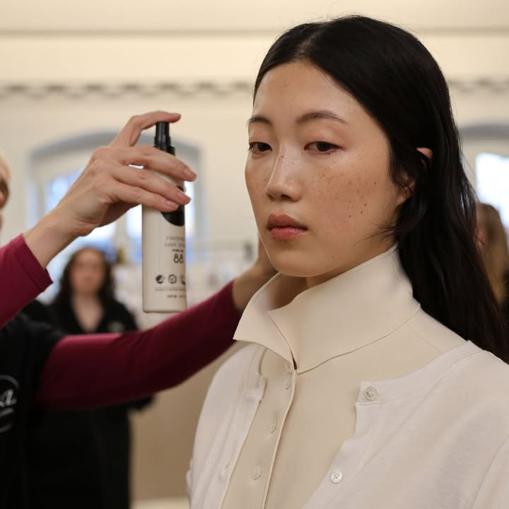 Zenz præsenterer naturligt og minimalistisk look for Birrot under Copenhagen Fashion Week