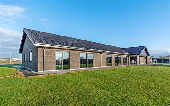 Top 6 over dyreste boliger til salg i Holstebro. Priser op til 12.850.000 kr