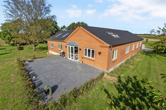 Eksklusiv bolig for 2.495.000 kr er netop kommet til salg i Højslev - Se den og de dyreste boliger her