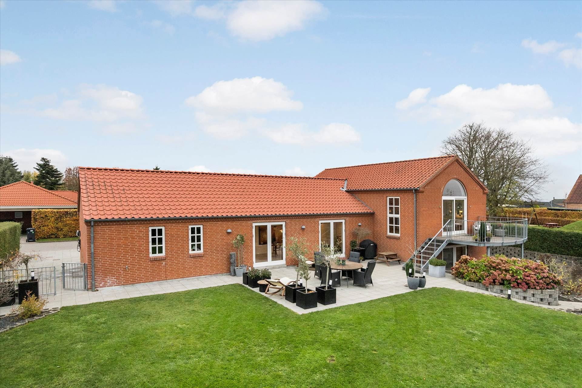 En ren boligdrøm på [m² på dyreste bolig] m² til 6,0  mio. kroner er nu komme til salg i Lystrup: Se hvor de dyreste boliger til salg i Lystrup er